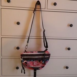 Lululemon crossbody
